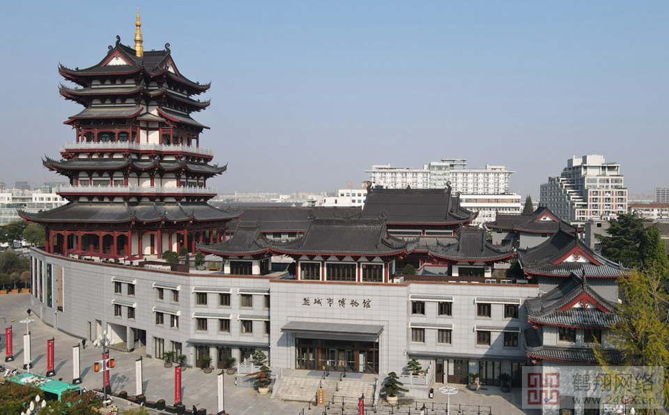 �γ��в����