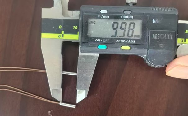 ��ϸ�ڳ��ߵ�ͷ���ȹ�